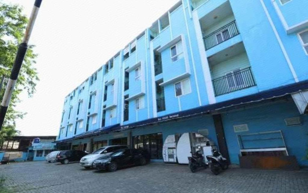 מלון טנגרנג Reddoorz Near Mandaya Royal Hospital Puri מראה חיצוני תמונה