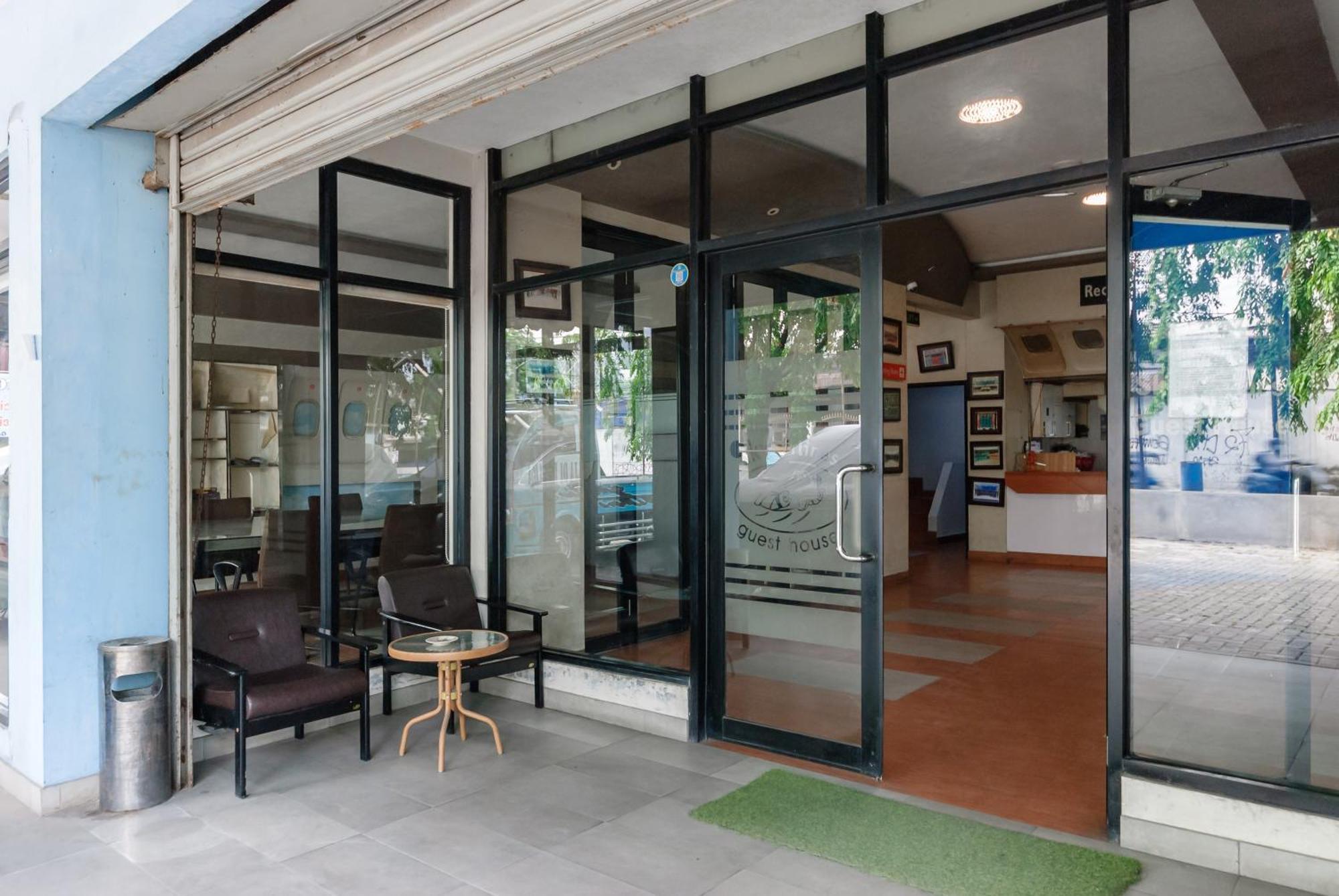 מלון טנגרנג Reddoorz Near Mandaya Royal Hospital Puri מראה חיצוני תמונה